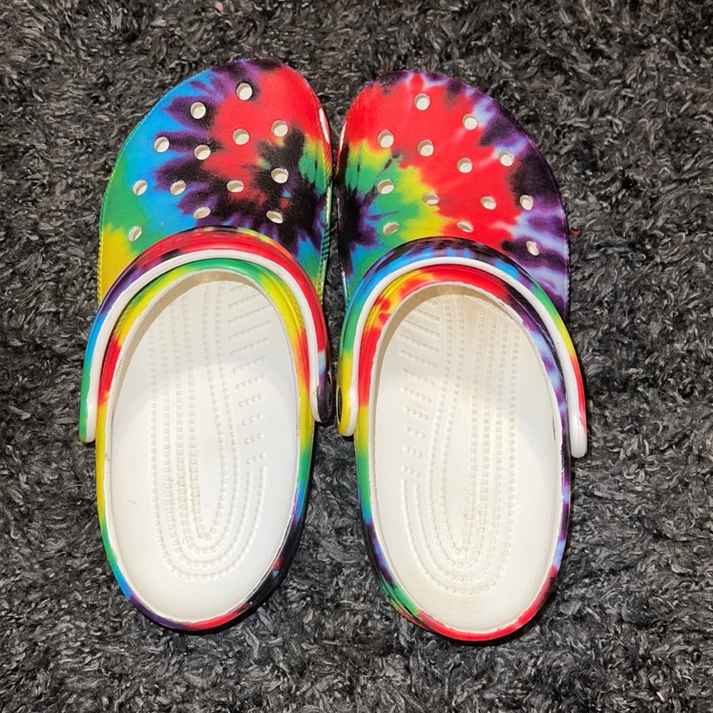 Women’s Crocs, tie dye, size 7.